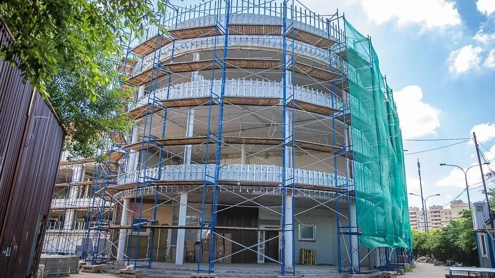 Реконструкция Академии дзюдо в Звенигороде выполнена на 51%