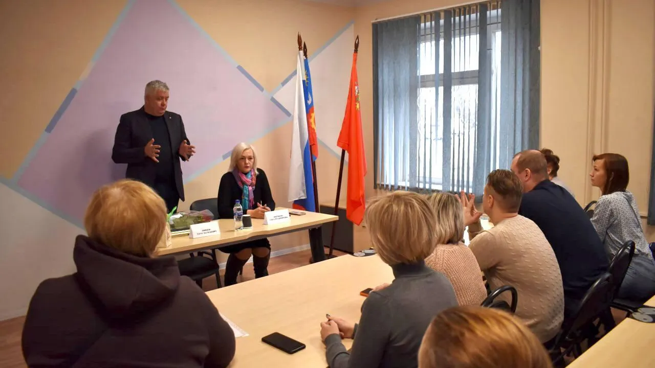 Жителям деревни Соболиха Балашихи рассказали о поддержке семей мобилизованных