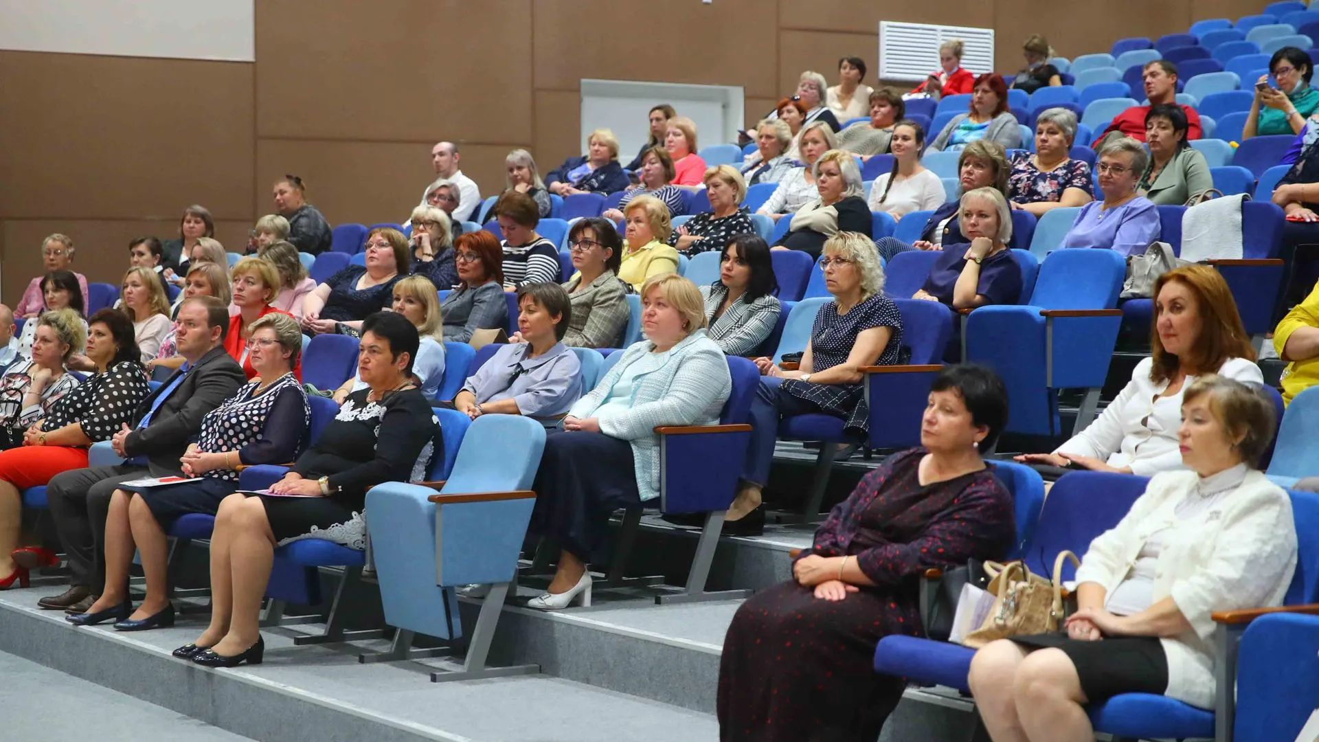 Создание цифровой учебной среды обсудили в Люберцах