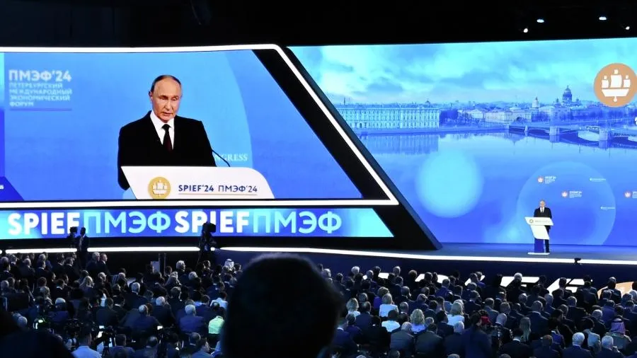 Президент: Россия должна снизить уровень импорта до 17% ВВП к 2030 году