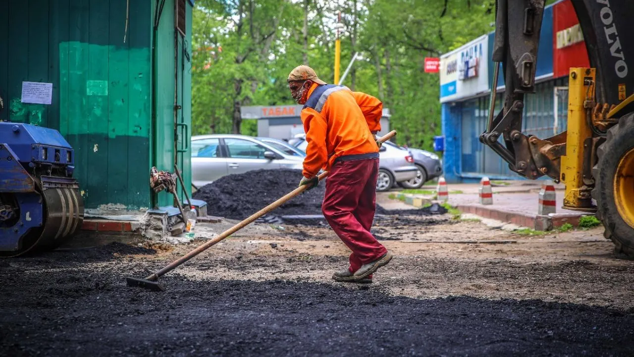 Более 120 тысяч ям устранили в подмосковных дворах