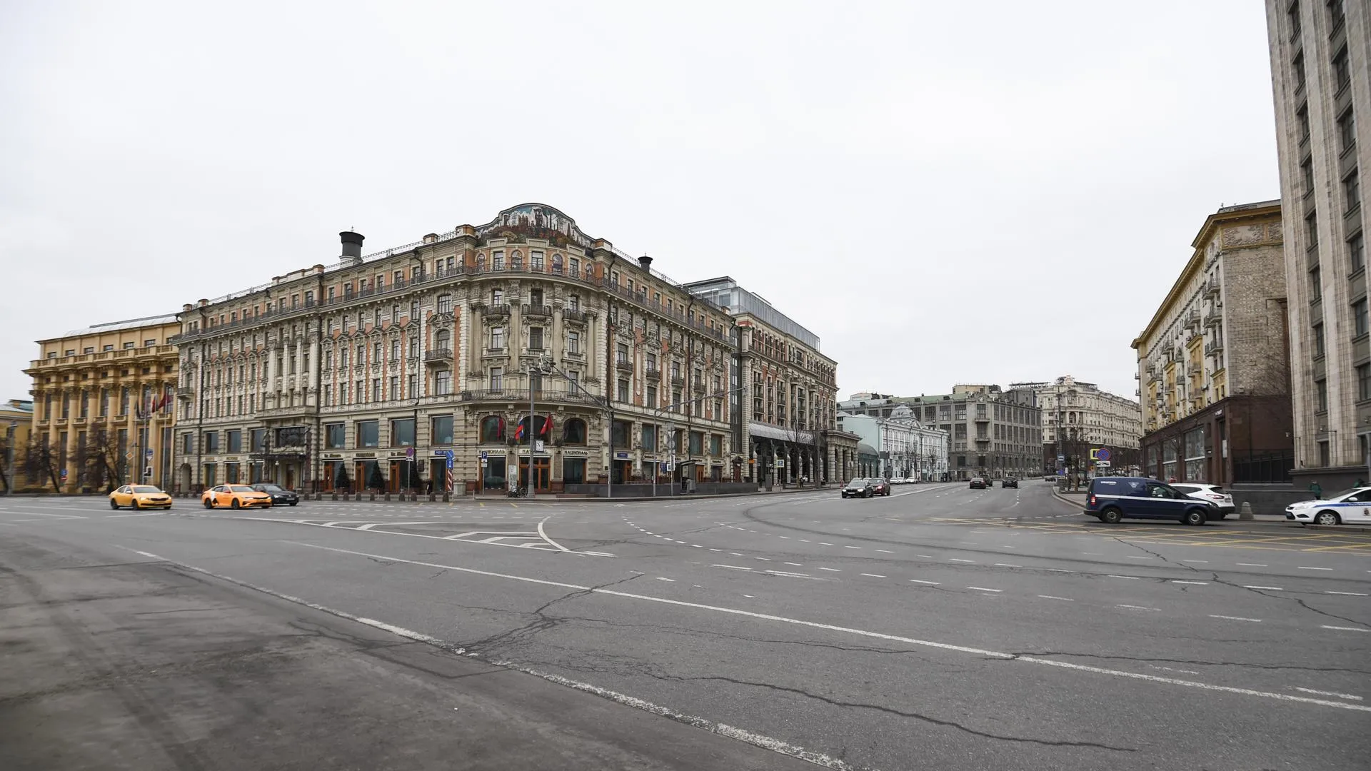 Улицы в Московском регионе почти опустели