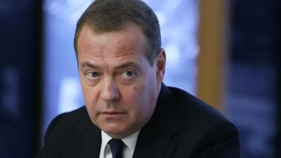 Медведев допустил, что Путин предложит Трампу согласиться на капитуляцию Украины