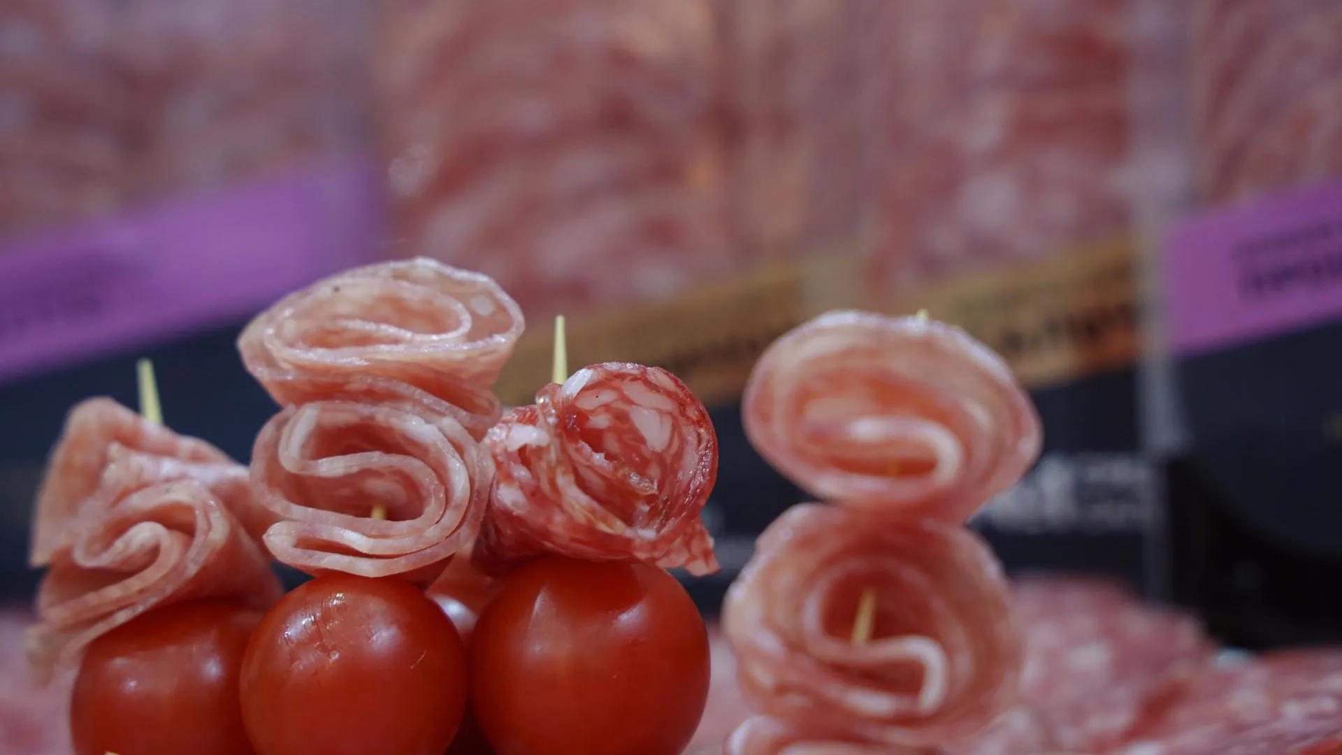 Гости стенда Подмосковья на «Золотой осени» попробовали более 700 кг продукции