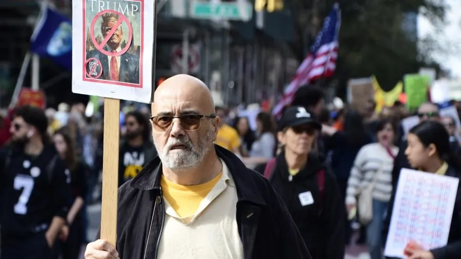 Массовые протесты против Трампа прошли в США