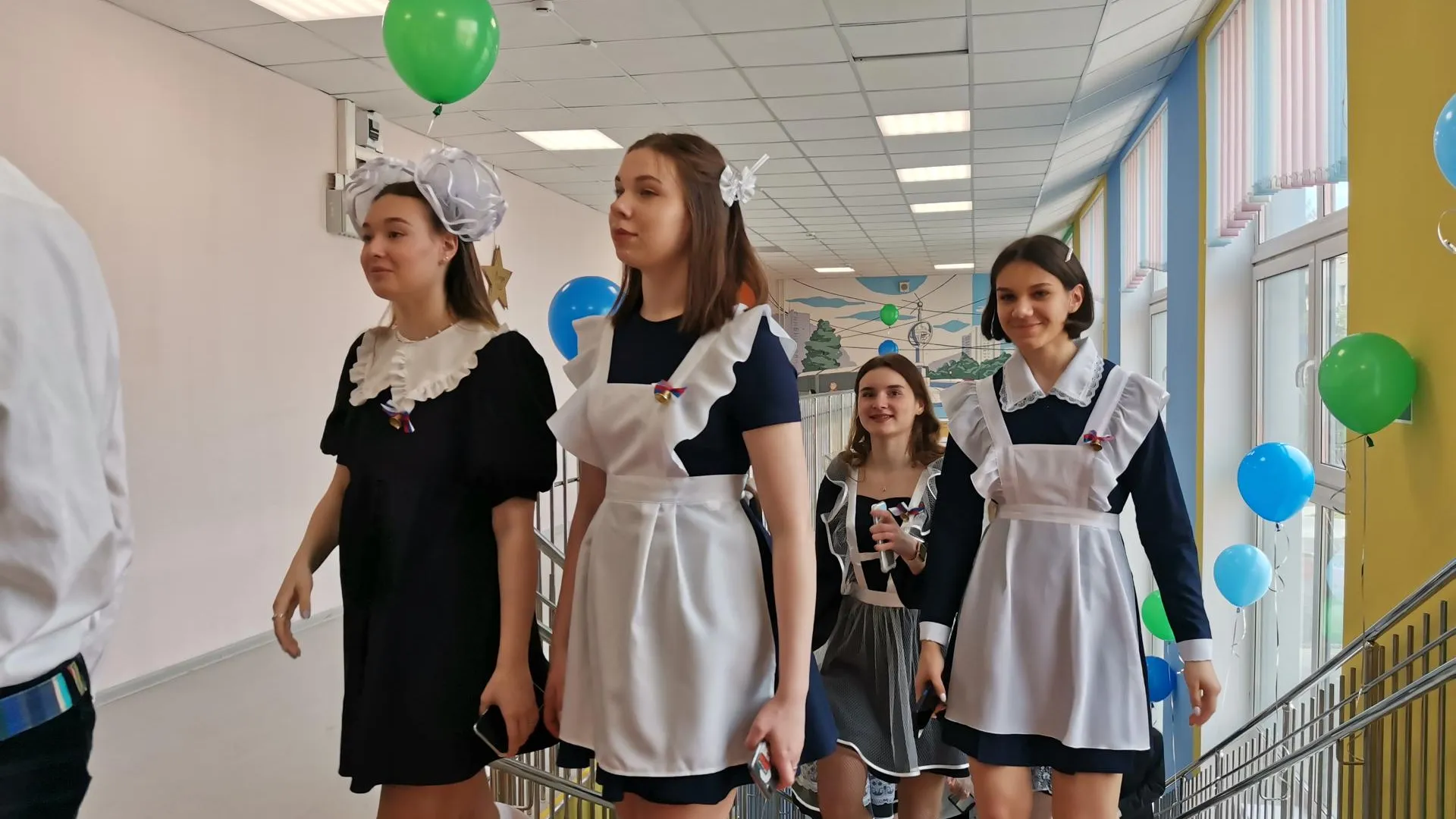 150 отличников в Королеве получили награды за успехи в учебе