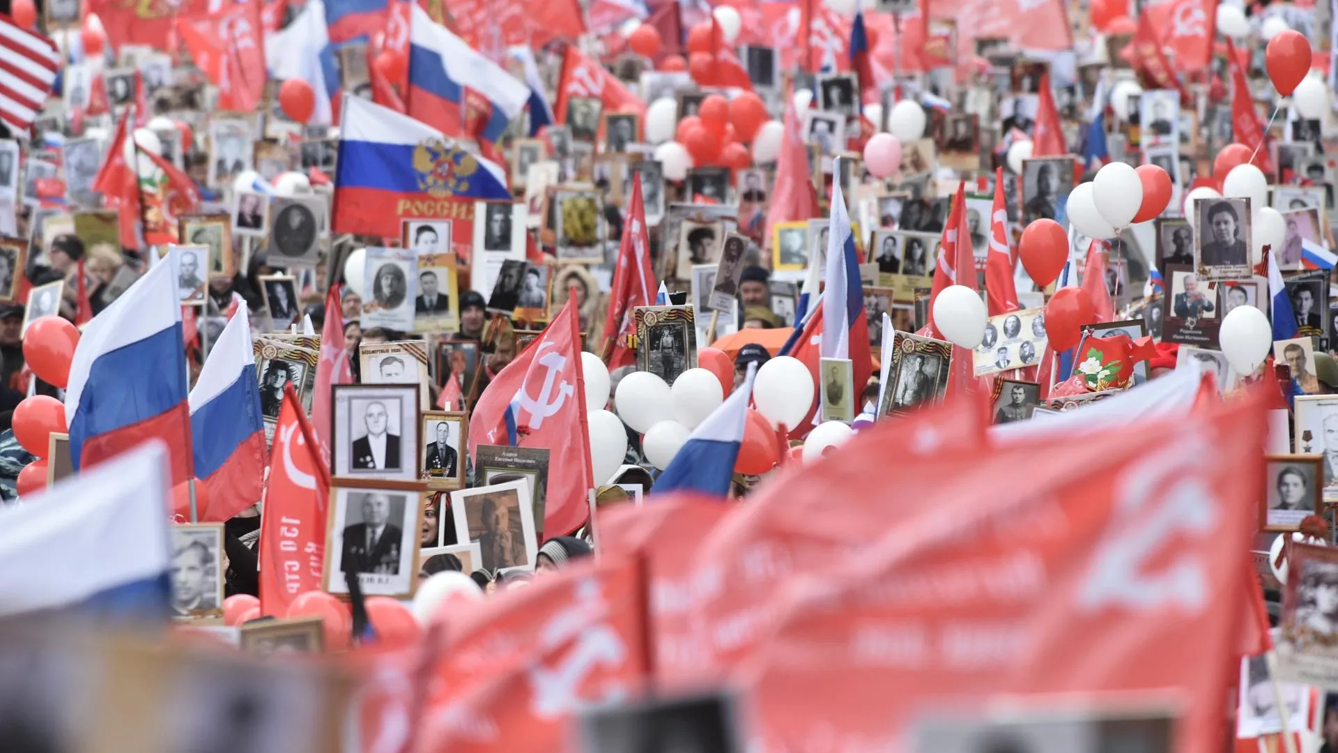 Глава штаба «Бессмертного полка» в Подмосковье: В РФ выполняются все соцобязательства