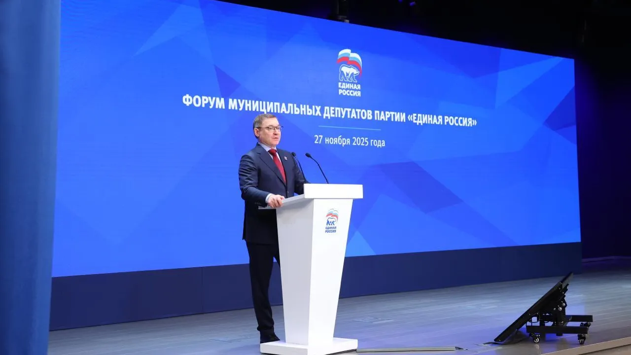 Владимир Якушев: Депутатскому корпусу нужно укреплять взаимодействие с первичными отделениями ЕР