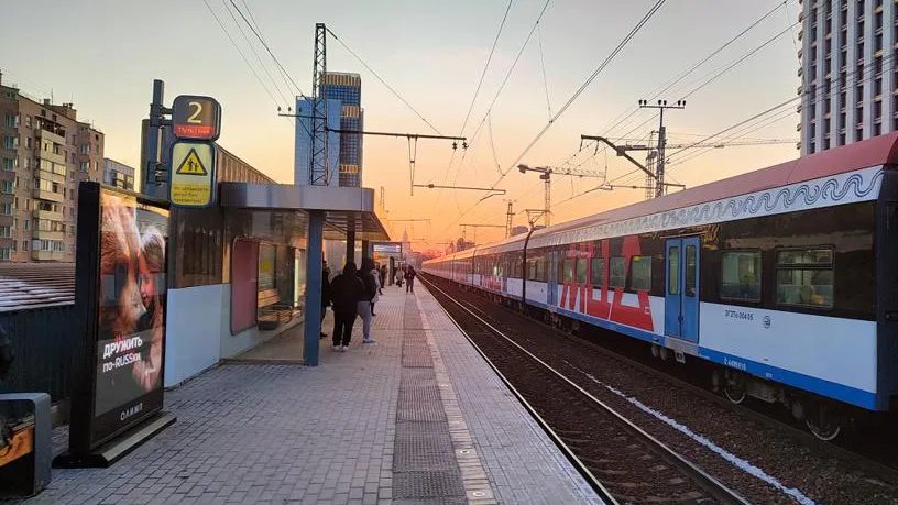 Сбой произошел на МЦД-3 и Казанском направлении МЖД из-за остановки поезда