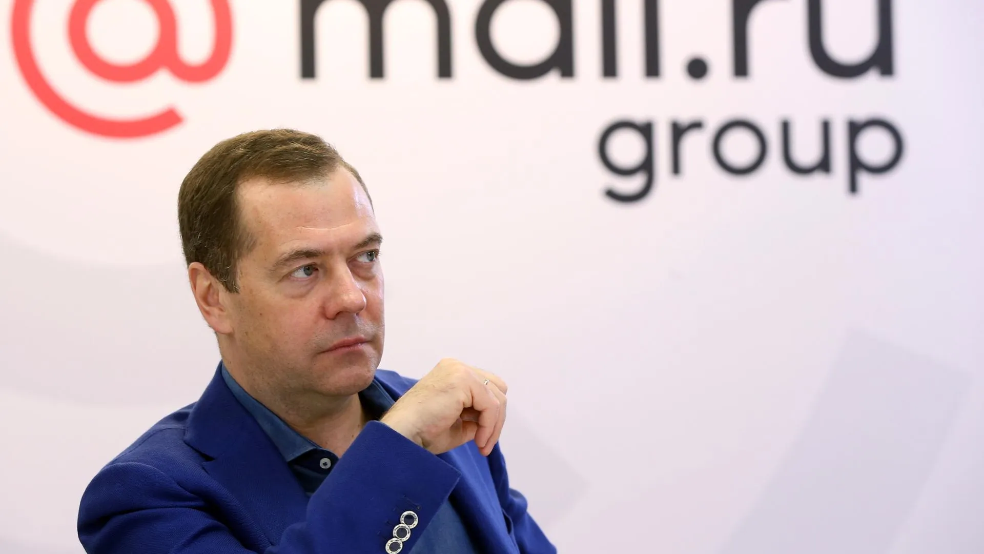 Медведев назвал ключевую задачу нового правительства