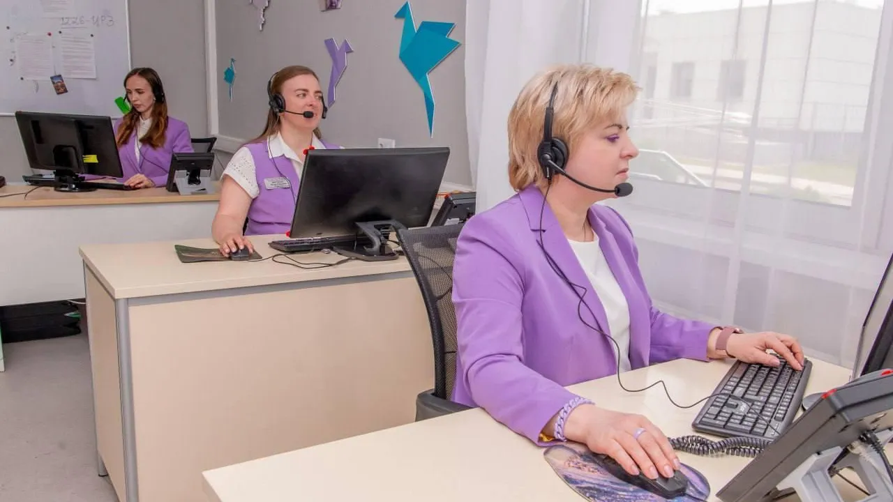 Более 220 тыс звонков обработали на линии «Стань мамой в Подмосковье» в 2025 году