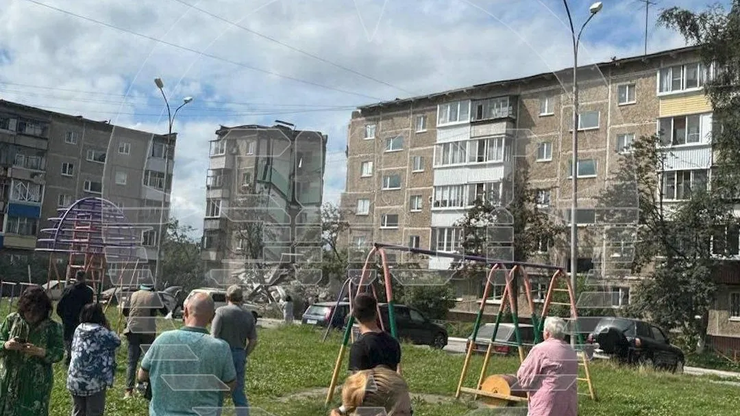 SHOT: как минимум 3 ребенка находятся под завалами в Нижнем Тагиле