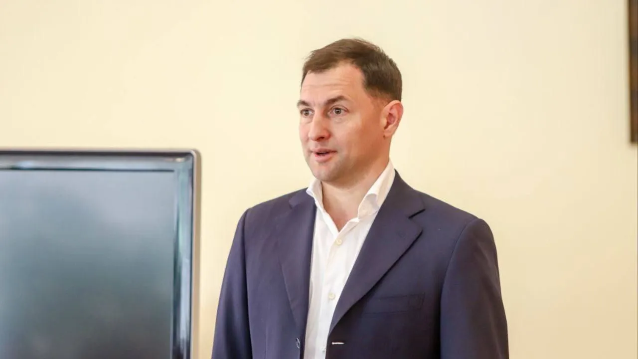 Глава Каширы Николай Ханин встретился с представителями избирательных комиссий