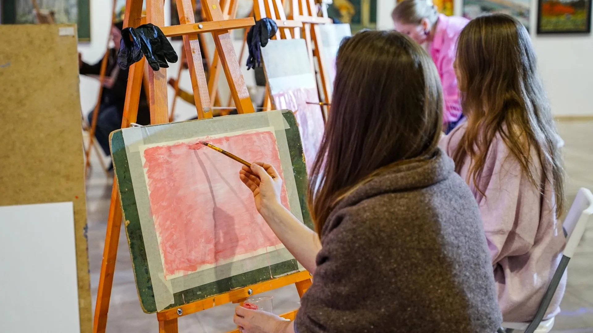 В Химках провели вечер творчества к 8 Марта