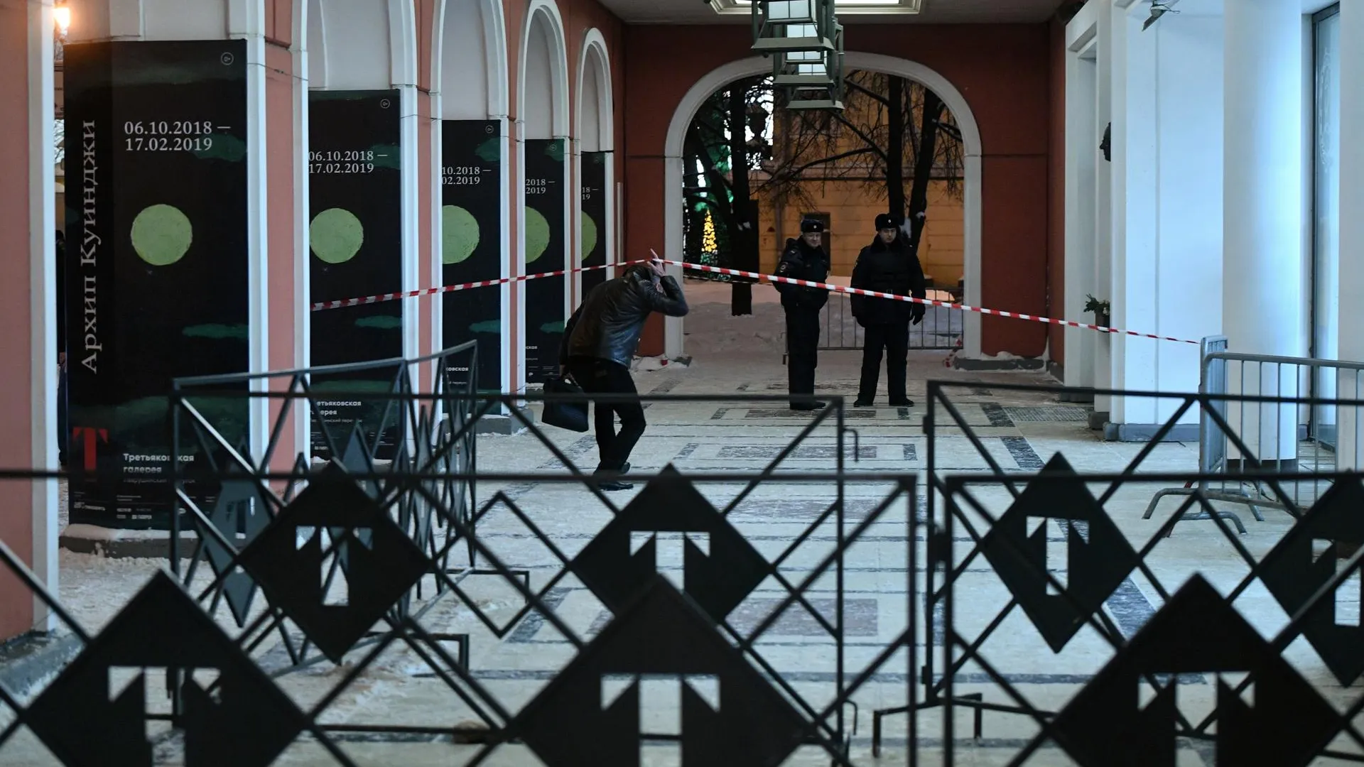 От Фриды Кало до Куинджи: какие картины похищали в Москве за последние 100 лет