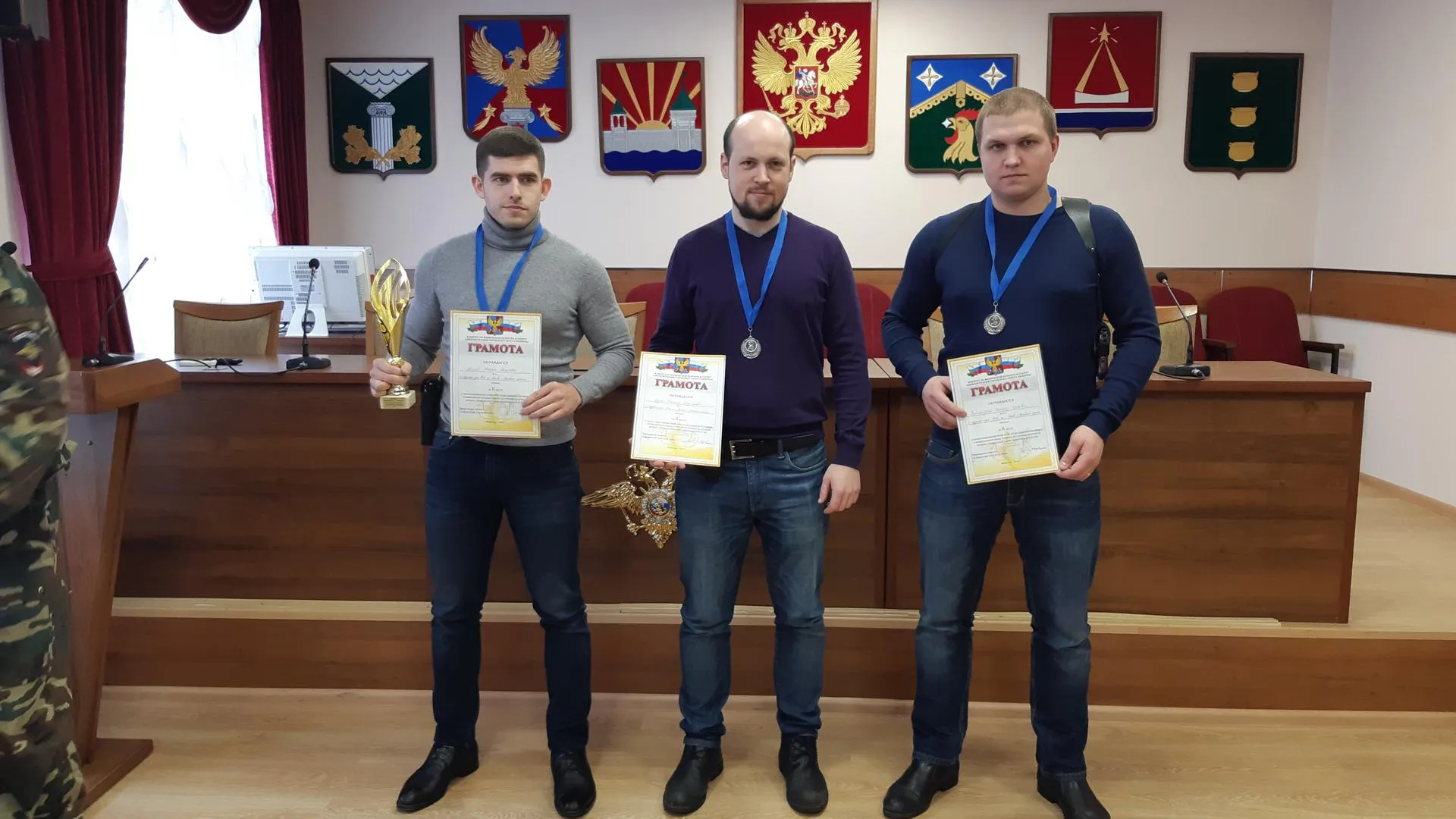 В Люберцах наградили победителей первенства по стрельбе из боевого оружия