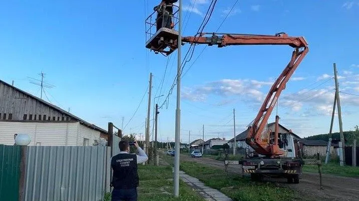 Оборванный ветром провод ЛЭП стал причиной смерти ребенка