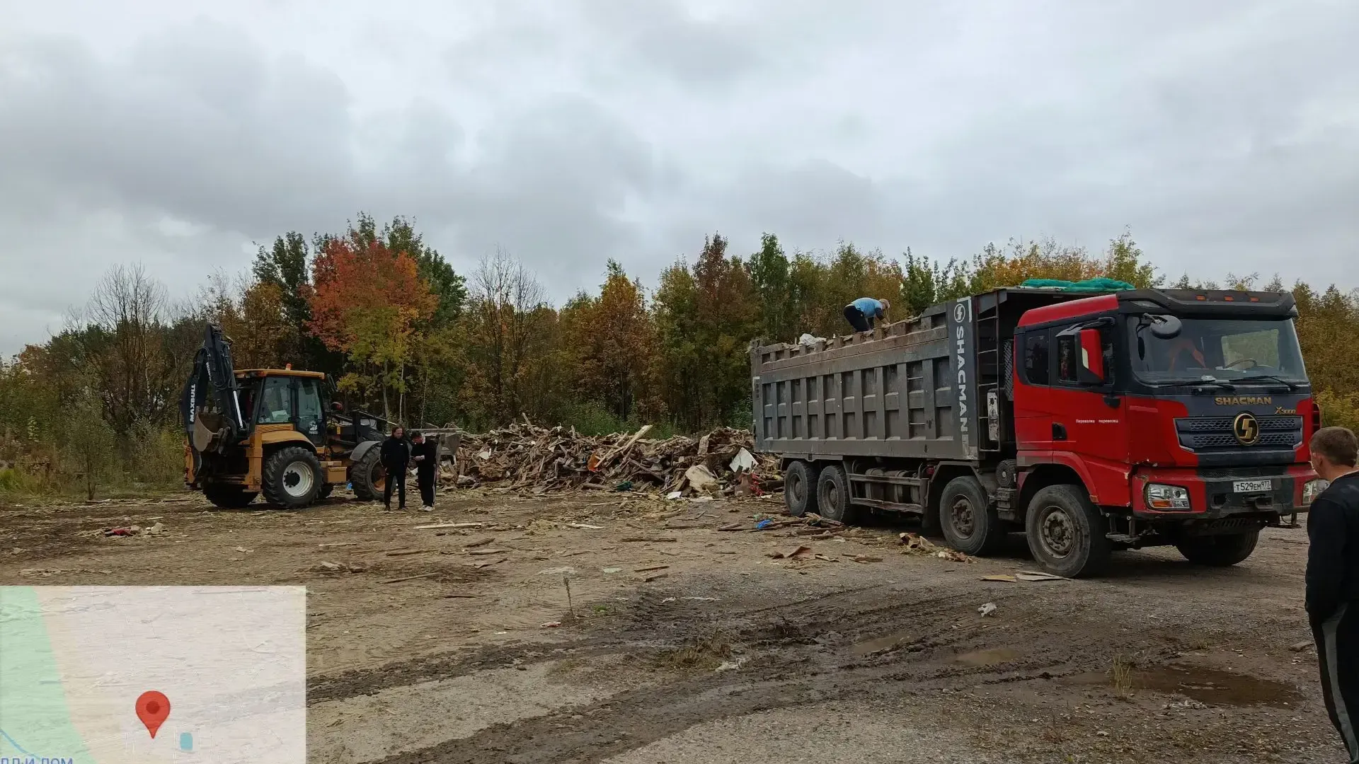 В Долгопрудном начали ликвидировать свалку на проезде Строителей