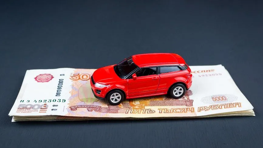 Ставка по автокредитам в апреле снизилась в РФ до минимума за 1,5 года