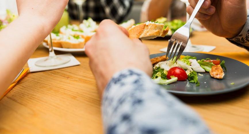 Специалист по питанию рассказала о пользе функциональных продуктов для рабочих перекусов