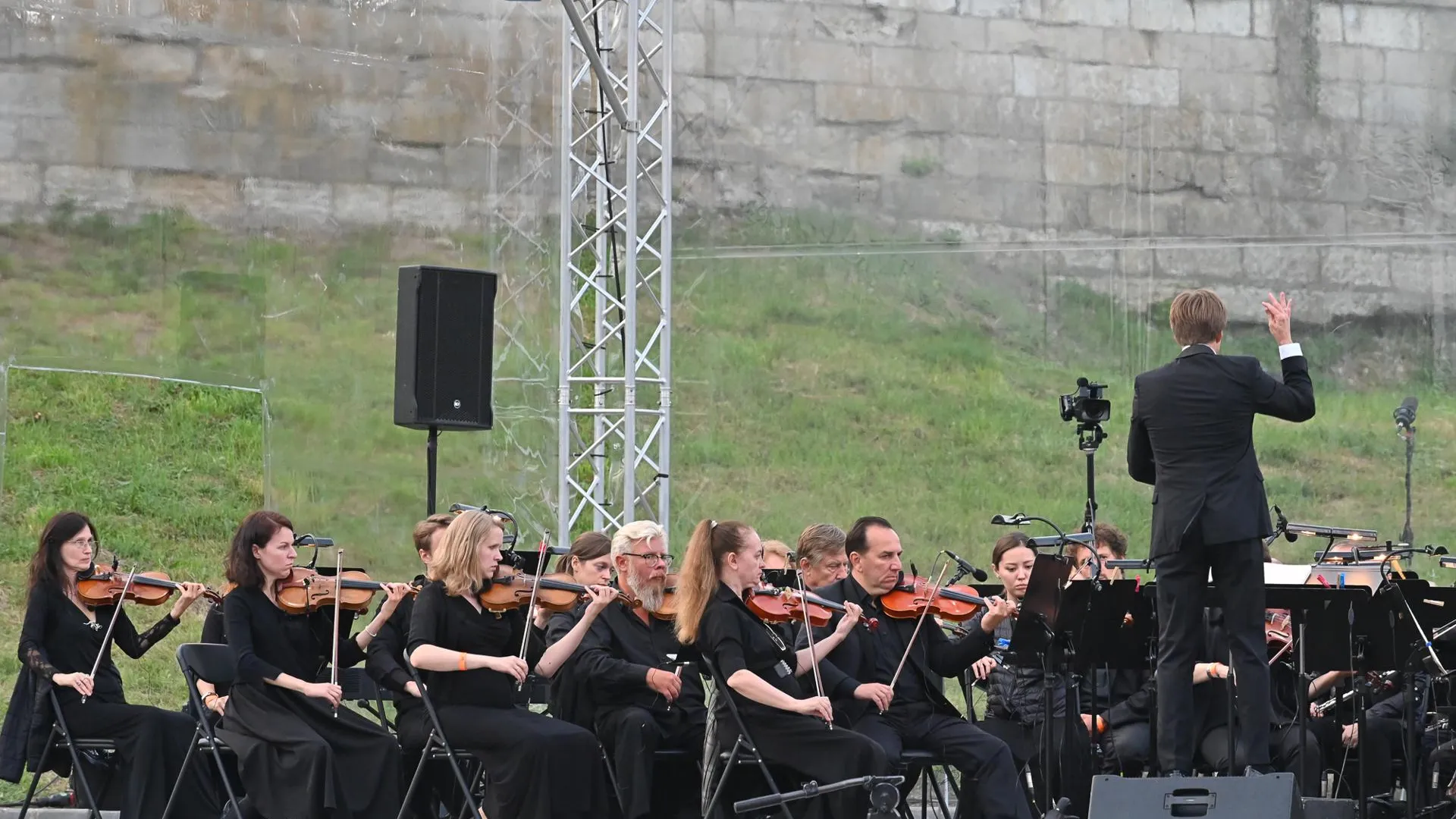 Оперу «Евгений Онегин» в формате open air показали в Серпухове