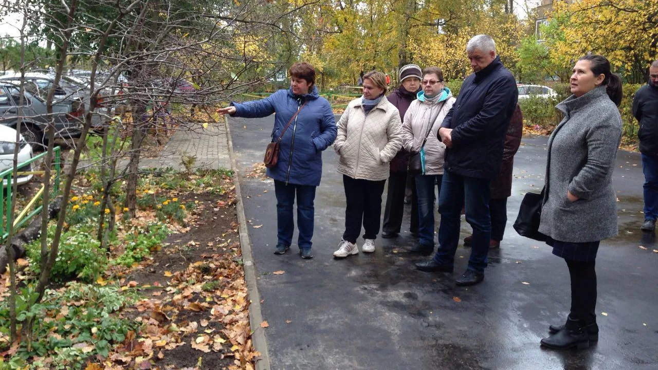 Депутат Ефимов попросил проверить графики благоустройства дворов в микрорайоне Балашихи