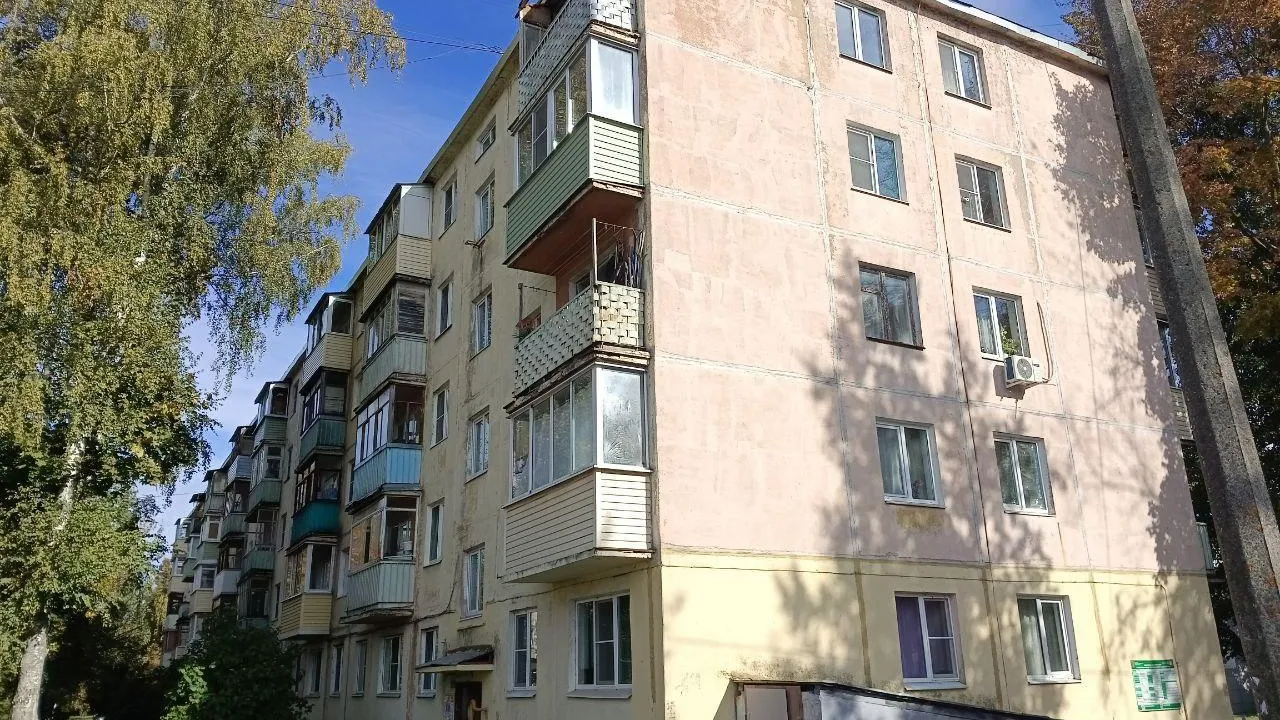 В Коломне на улице Гагарина завершают капитальный ремонт кровли