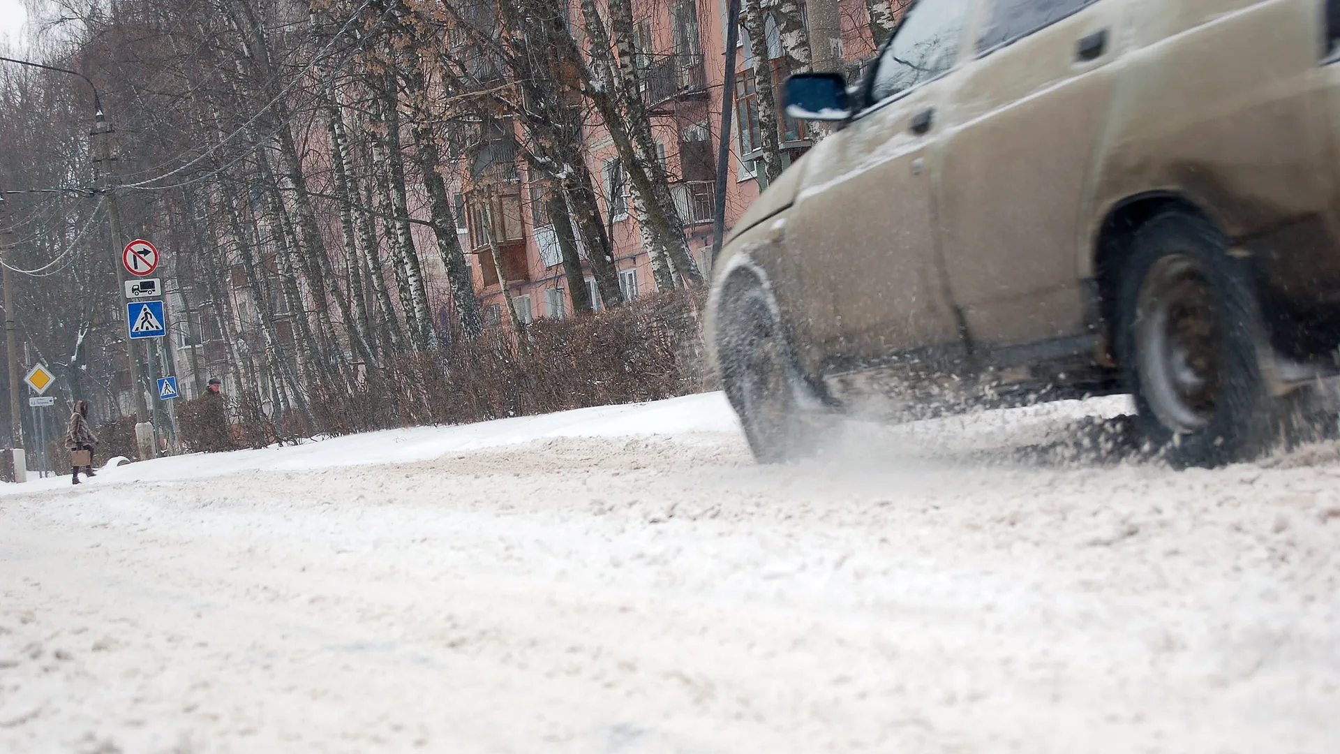 На дорогах Подмосковья зафиксировано более 753 тыс автомобилей утром 18 декабря