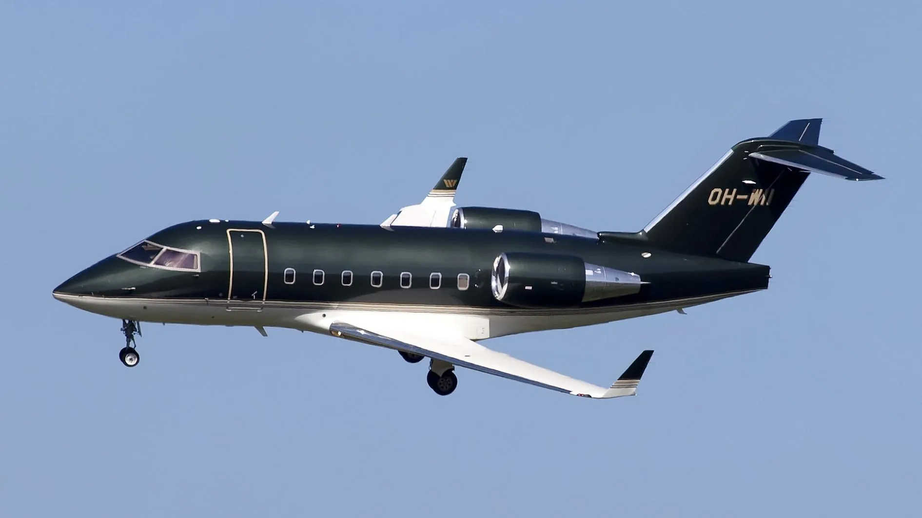 Военкор Котенок сообщил о работе Bombardier Challenger 650 над Румынией