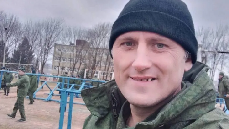 Суд Владивостока пригласил человека-мема Ивана Горбачева стать присяжным