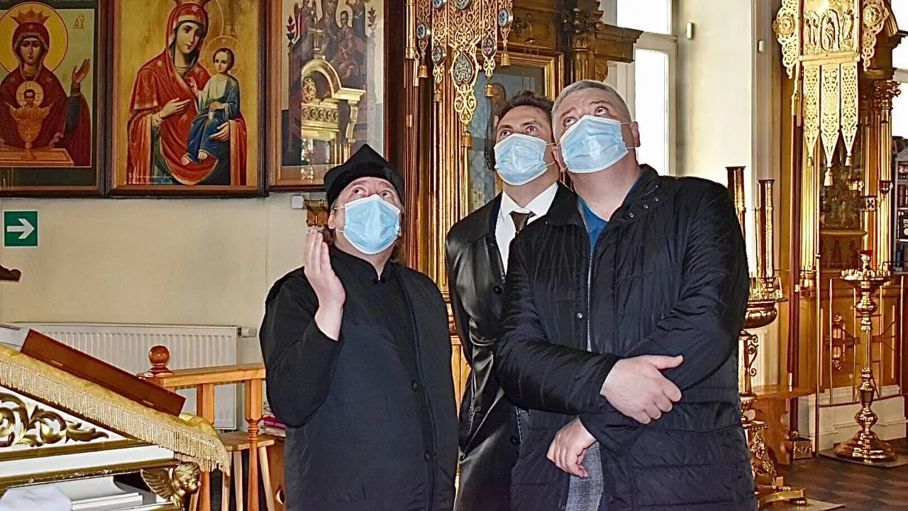 Восстановительные работы продолжаются в Троицком храме Балашихи