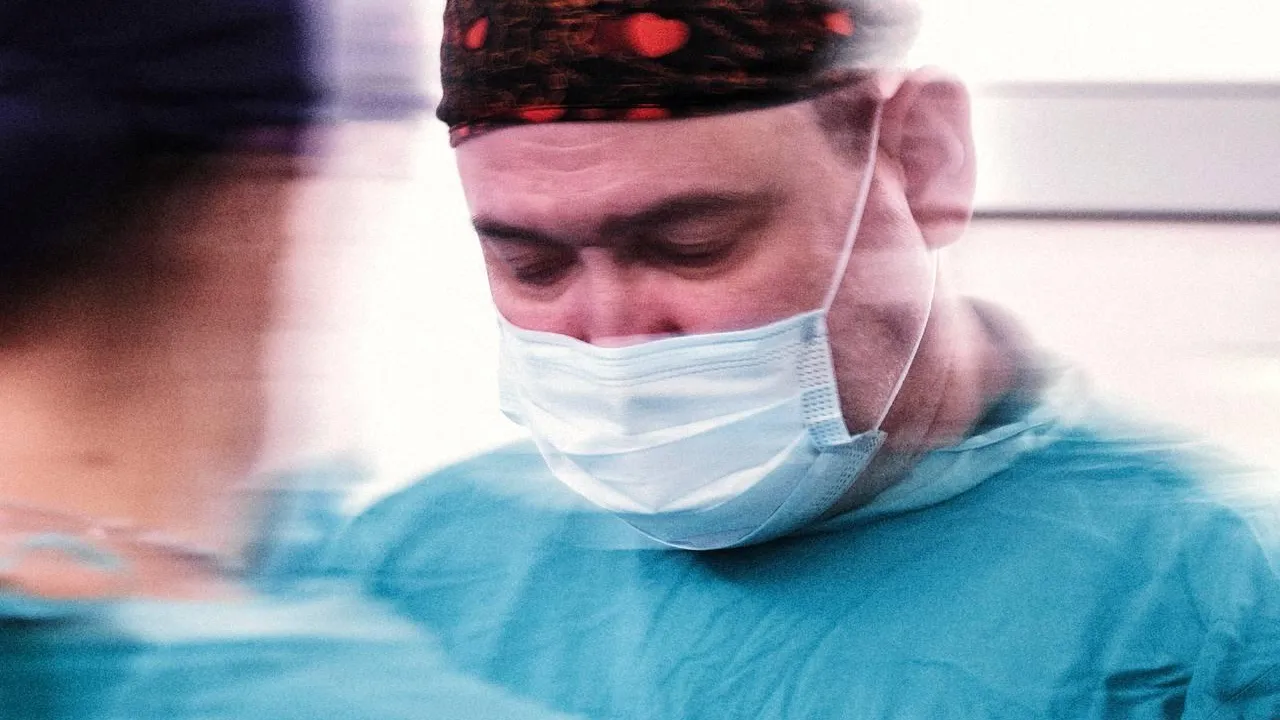 Врачи центра Рошаля в Красногорске провели уникальную операцию новорожденному