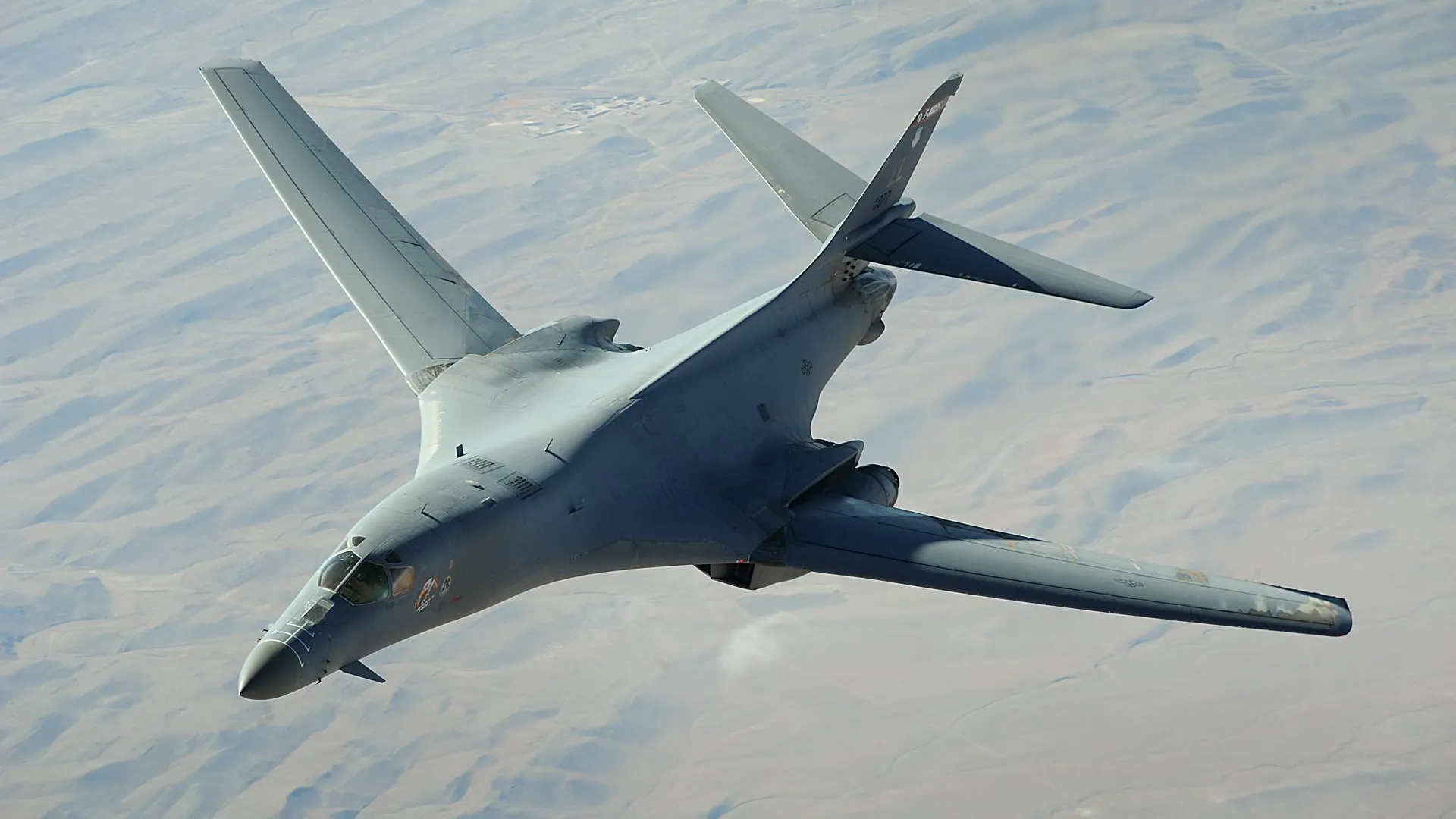 В США разбился стратегический бомбардировщик B‑1B Lancer