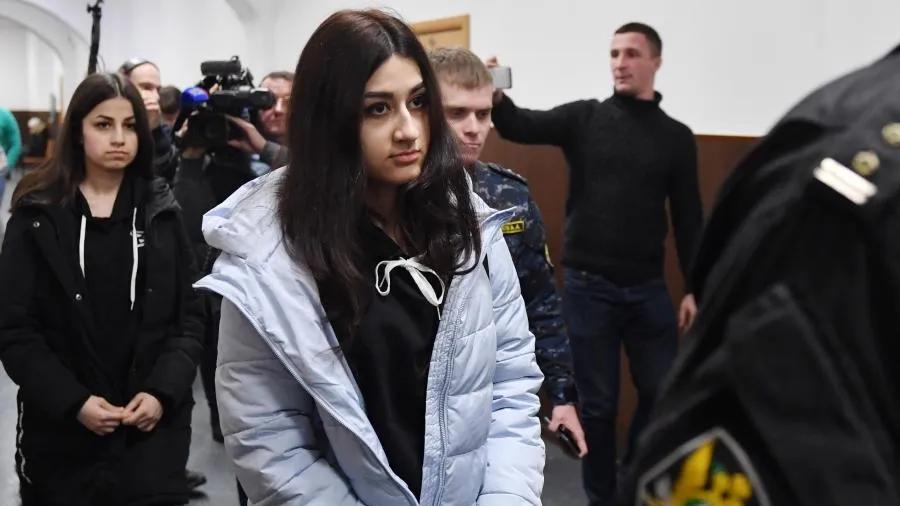 Дело сестер Хачатурян: как движется следствие и осудят ли девушек за убийство отца
