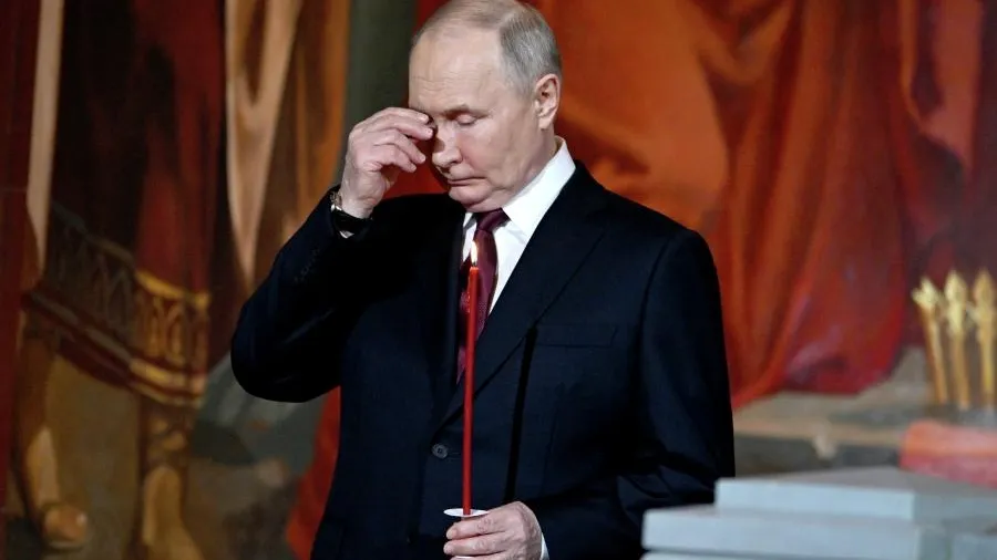 Путин приехал в храм Христа Спасителя на пасхальное богослужение