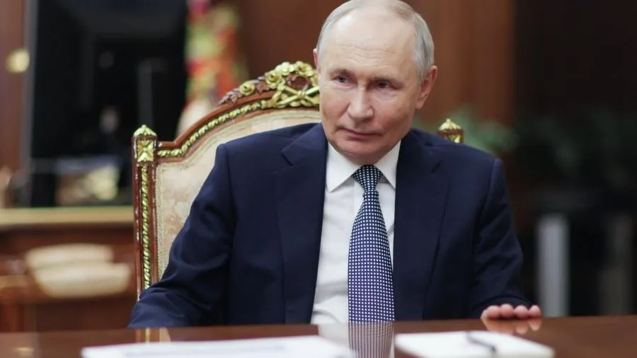 Путин указал на снижение бедности в РФ