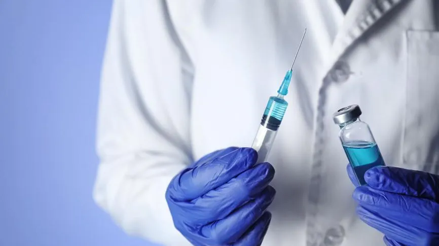 Эксперт рассказал о влиянии антиковидных вакцин на борьбу с раковыми опухолями