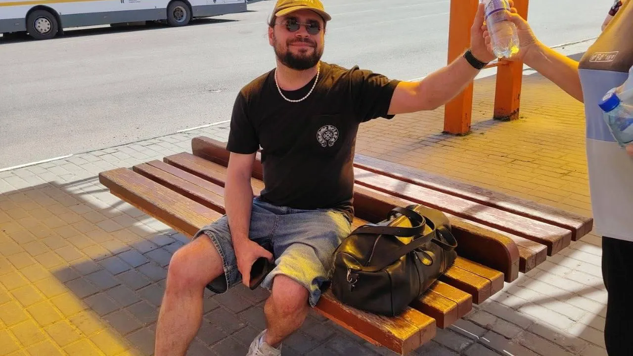 В Подмосковье перевозчики раздают пассажирам воду в жару