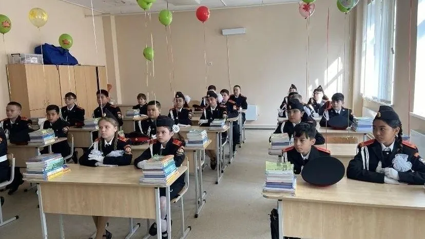 Первые кадетские полицейские классы открыли 1 сентября в школе Балашихи