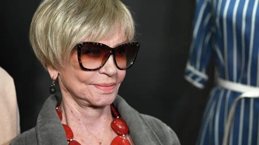 Врачи боролись за жизнь Веры Алентовой практически час