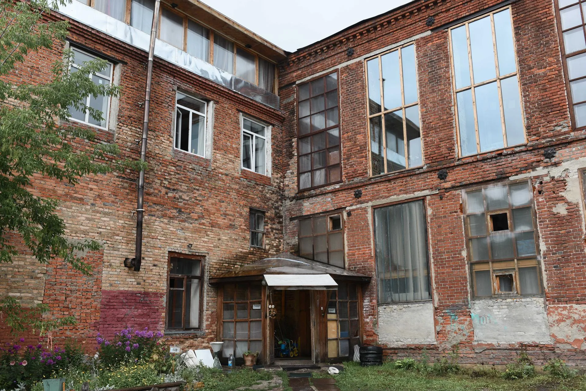 Александр Манзюк