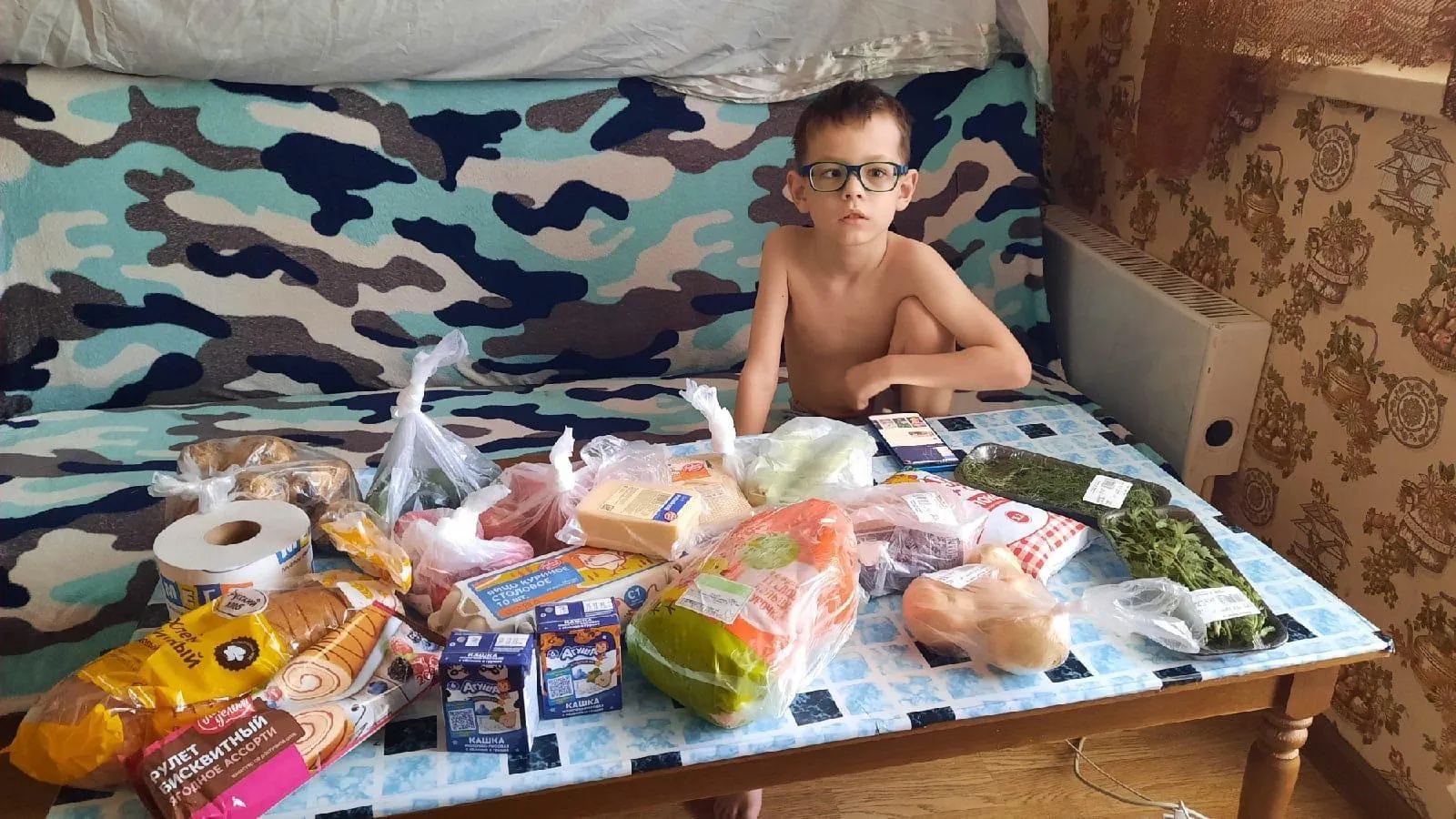 Волонтеры Подольска доставили продукты четырем нуждающимся семьям