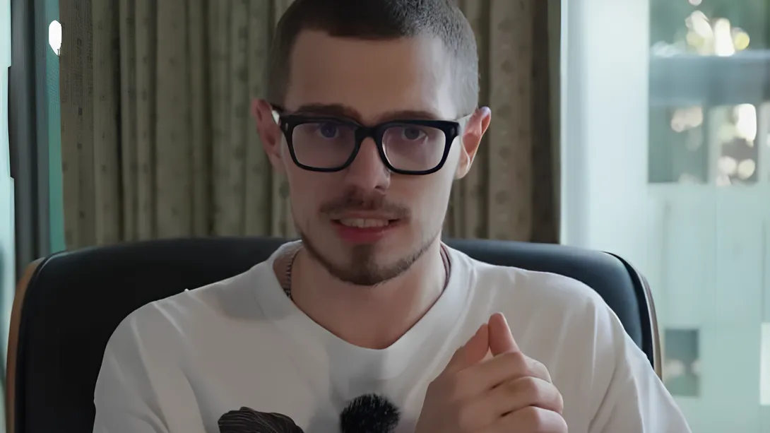 Блогер Никита Ефремов* не сядет в колонию за помощь соратникам Навального*