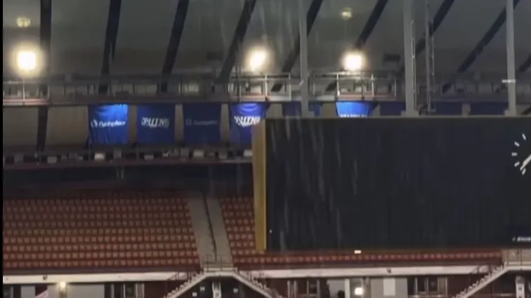 «Бали отменяется»: на столичном велотреке вода льется на голову с потолка