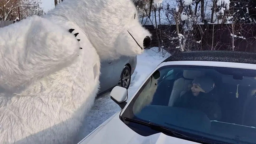 Волонтеры «Мототерапии» провели праздник для детей в центре «Мироград» в Балашихе