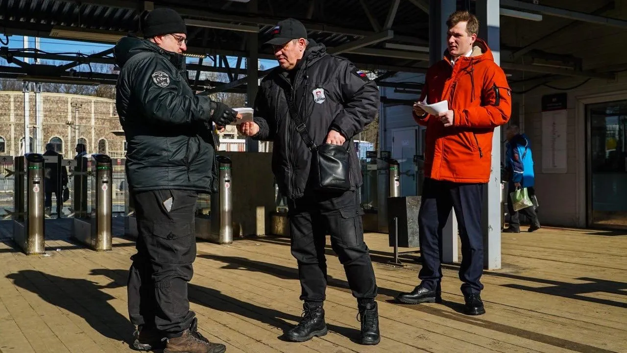 В Химках Подмосковья провели акцию по безопасности на станции