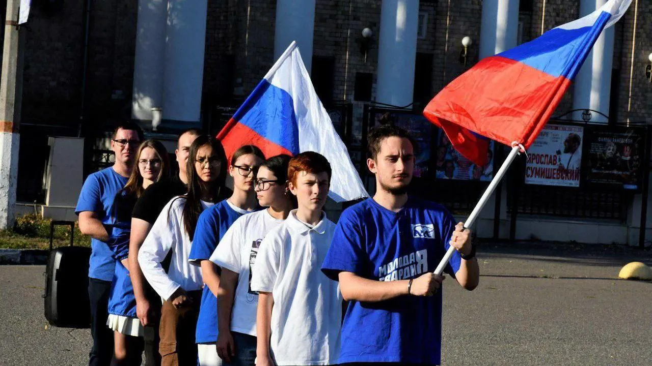 В Жуковском провели флешмоб к годовщине присоединения новых регионов
