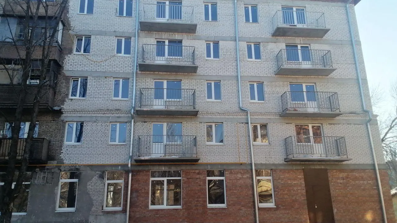 Подмосковье завершает работы по восстановлению пятиэтажного жилого дома в Мариуполе