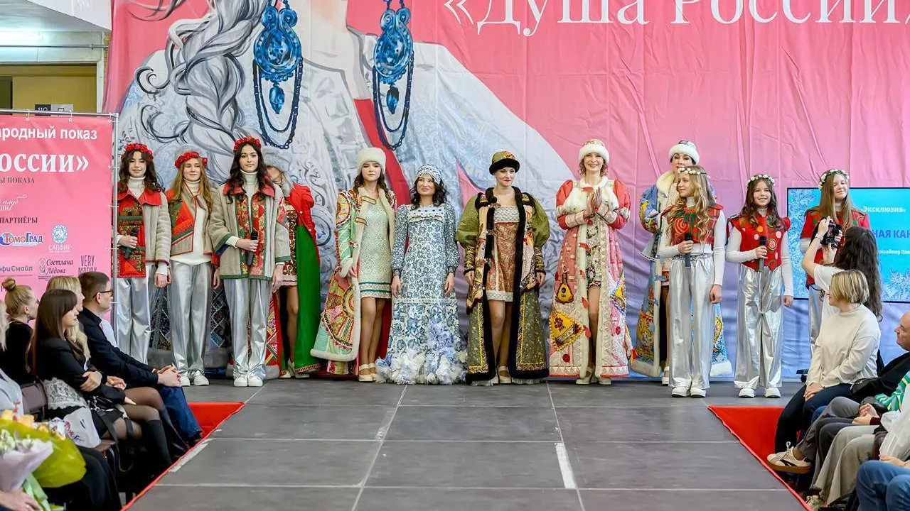 В Подольске провели модный показ и собрали средства для приютов животных в ДНР