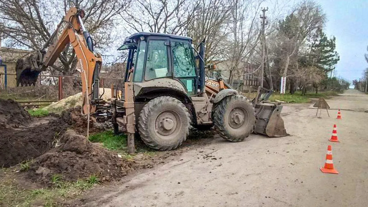 Более 20 м водовода заменили коммунальщики Подмосковья в Новоазовском округе ДНР